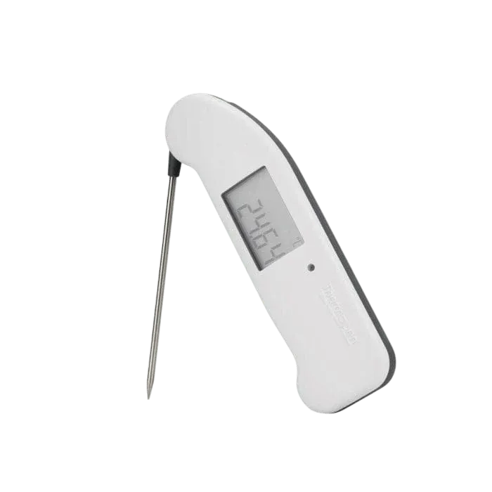 reference-thermapen-high-resolution-high-accuracy-thermometer_1.webp