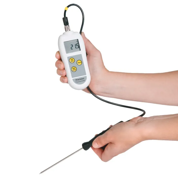 precision-high-accuracy-pt100-thermometer (2).webp
